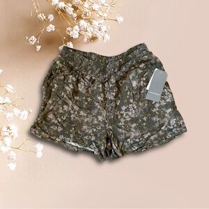 Wit & Wisdom Camo Print Shorts